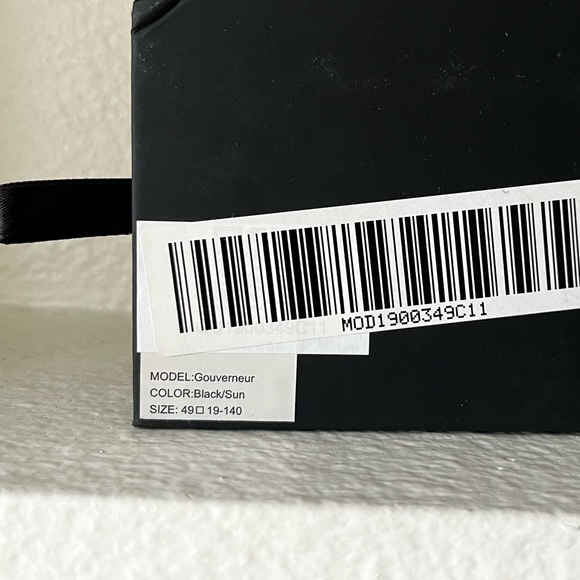 Christopher Cloos Gouverneur in Noir - Picture 2 of 7